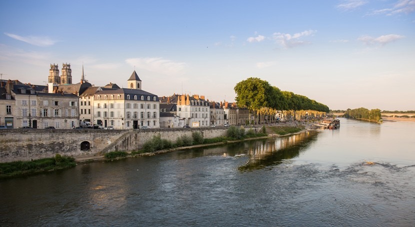 What is the longest river in France?