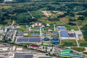 How to plan a wastewater treatment plant for a city?