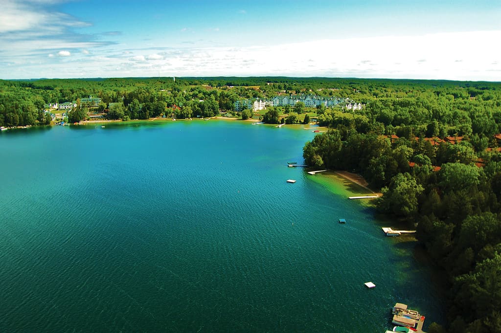 Discover the 7 Largest Resorts in Wisconsin