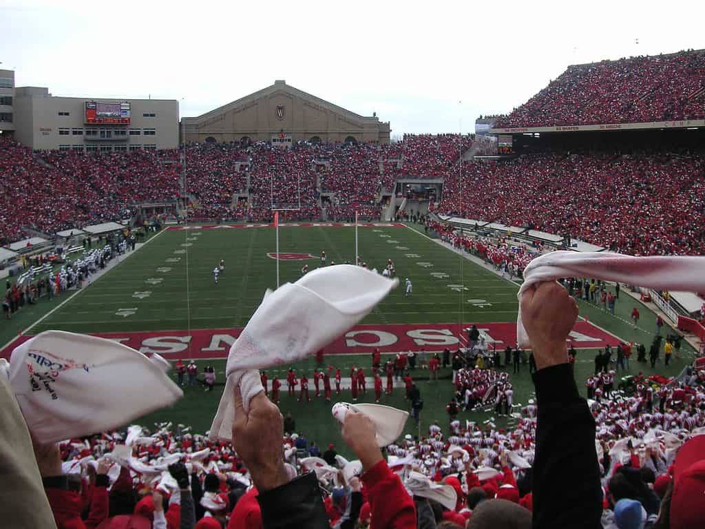 Discover the Top 3 Biggest Stadiums in Wisconsin