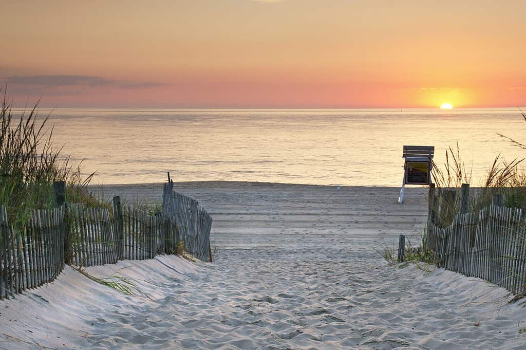 How Deep Is Delaware Bay?