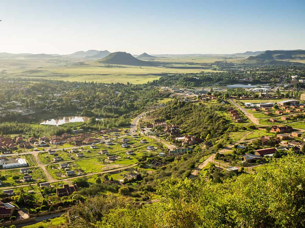 Discover the 6 Countries That Border South Africa