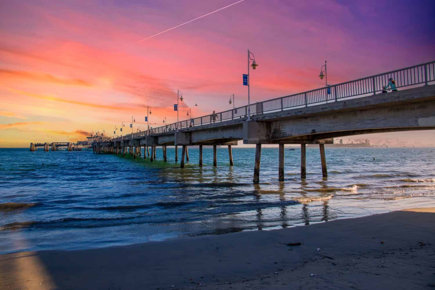 The Top 10 Longest Piers in the United States