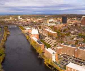 Discover the Largest Cities in New Hampshire (By Population, Total Area, and Economic Impact)