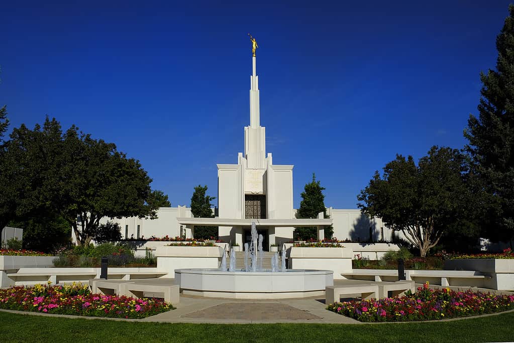 6 Most Beautiful and Awe-Inspiring Churches and Cathedrals in Colorado