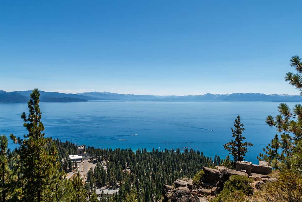 6 Must-Visit Towns Near Lake Tahoe