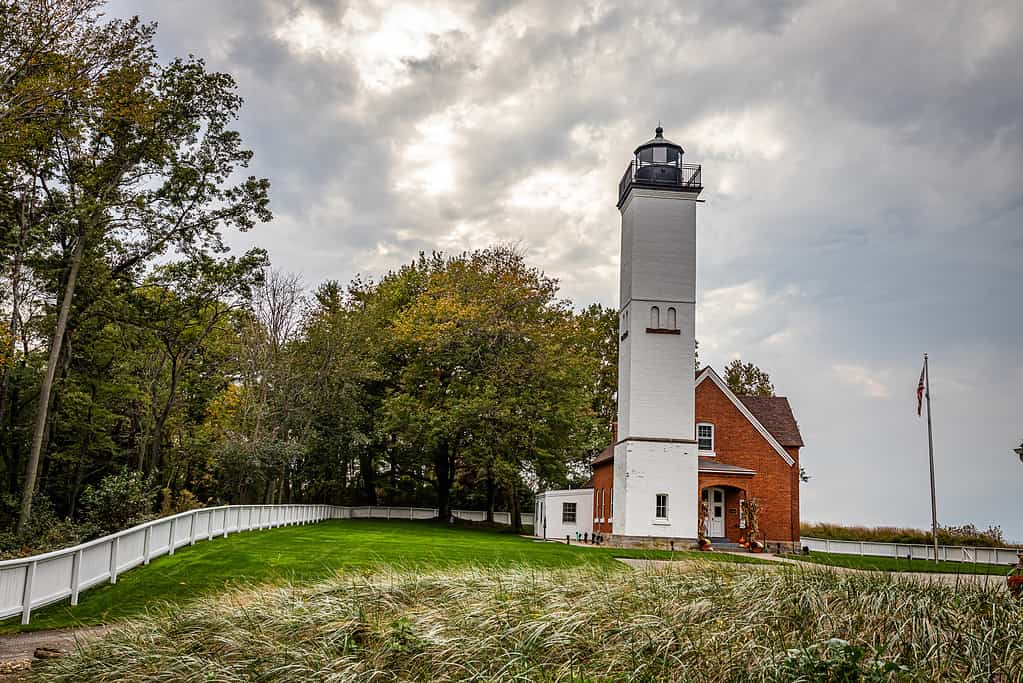 Presque Isle State Park: Ideal Visiting Time and 10 Things to Do