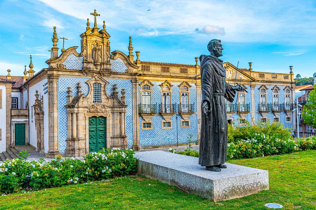 14 Reasons American Retirees Are Flocking to Portugal