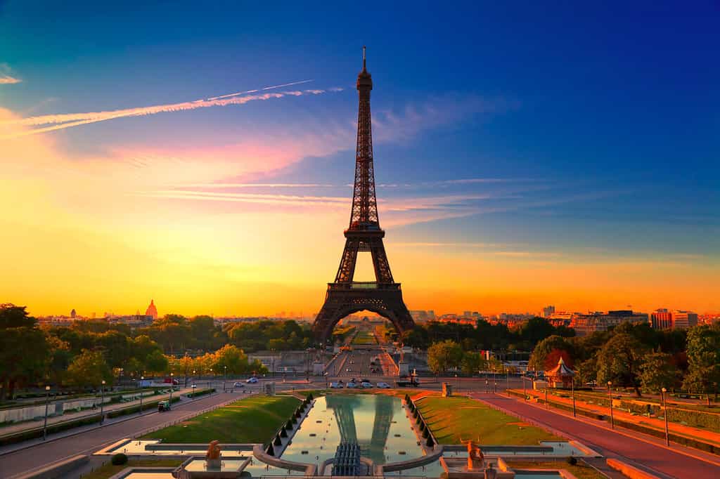 Discover How and Why the Eiffel Tower Was Built