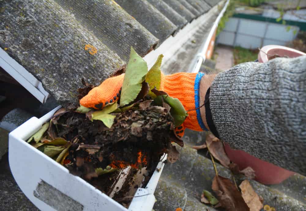 7 Reasons You Should Avoid Vinyl Gutters At All Costs