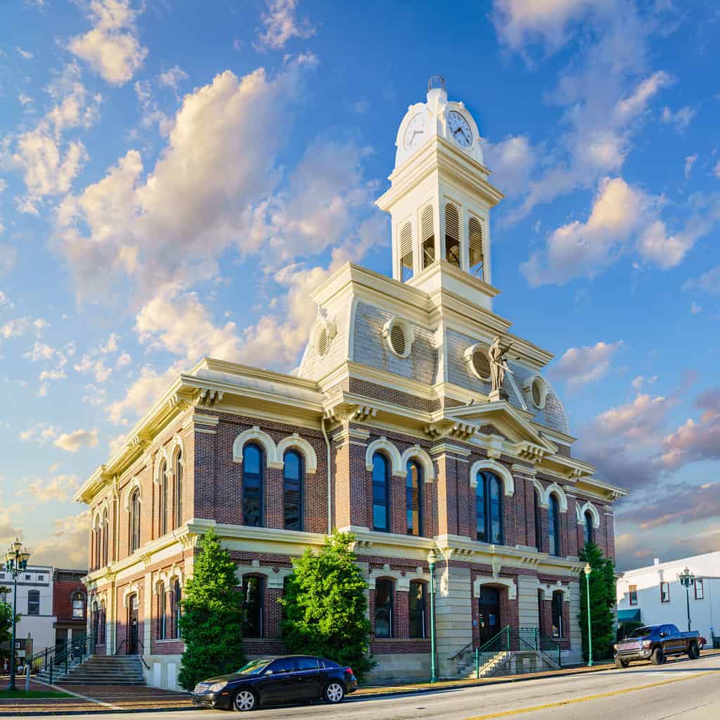 The 7 Fastest Growing Towns in Kentucky Everyone is Talking About