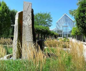 The 12 Best Botanical Gardens in Indiana