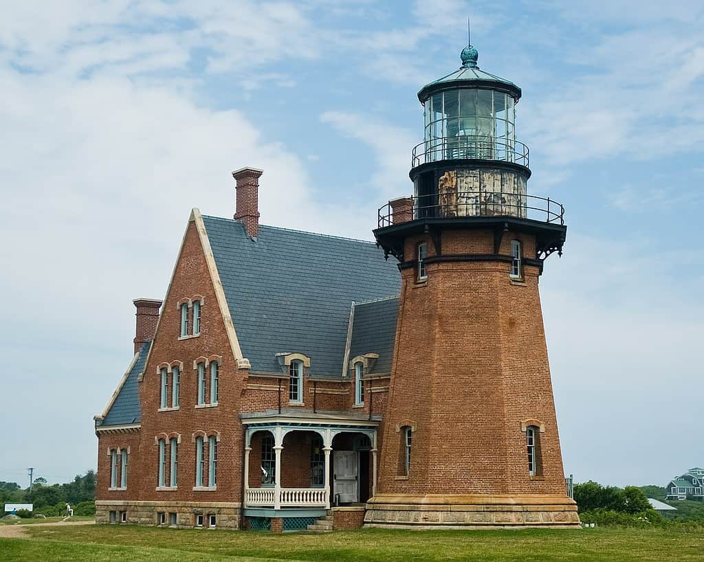 The 5 Most Haunted Places in Rhode Island