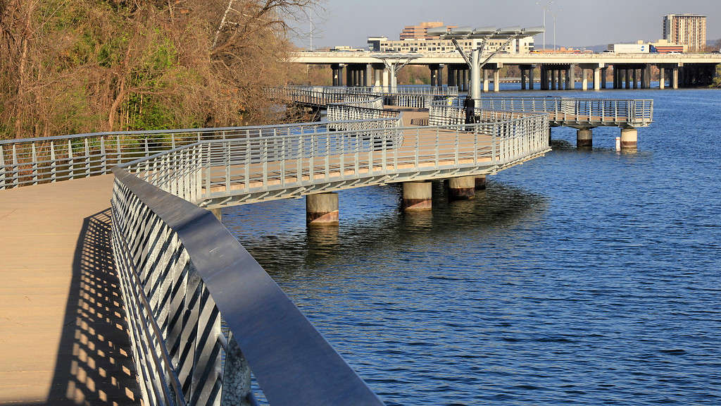 Discover the Top 18 Senior-Friendly Walking Trails in Texas