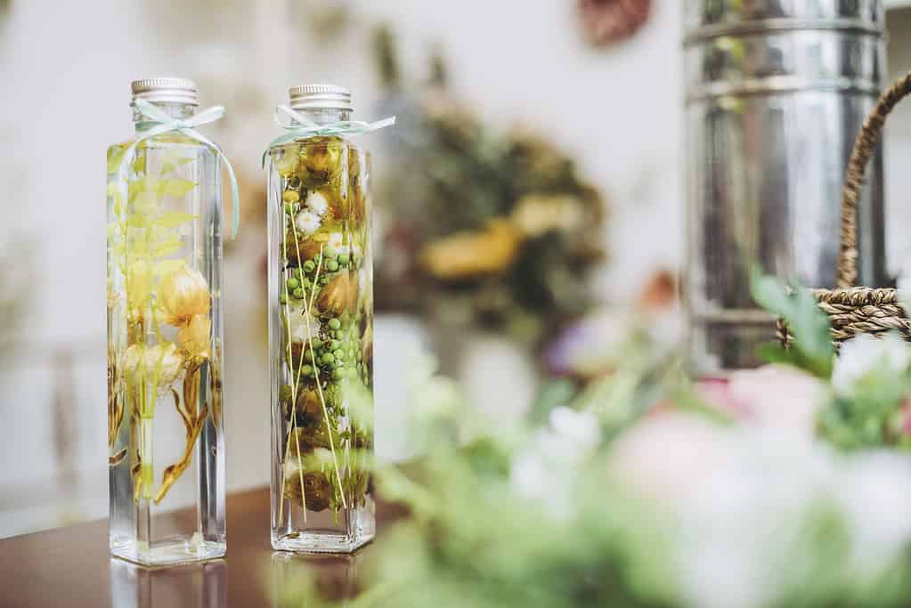 14 Creative Things To Do With Dried Flowers