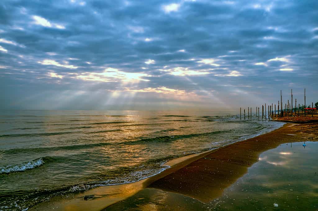 10 Mind-Blowing Facts About the Legendary Caspian Sea