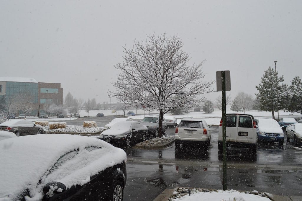 When Does It Snow in Colorado? Typical Timing and Average Amounts