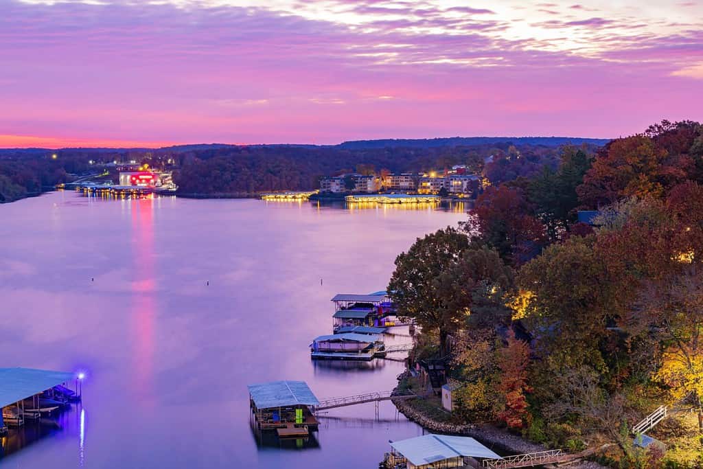 7 Secretly Amazing Places to Retire in Missouri