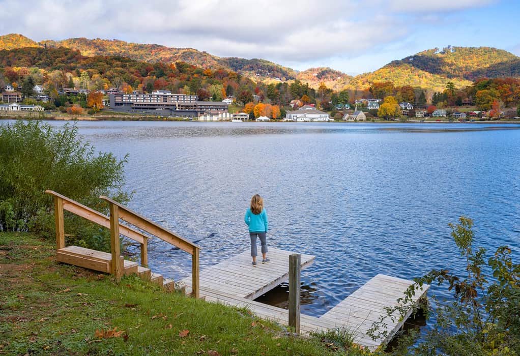 Discover the Top 10 Senior-Friendly Walking Trails in North Carolina