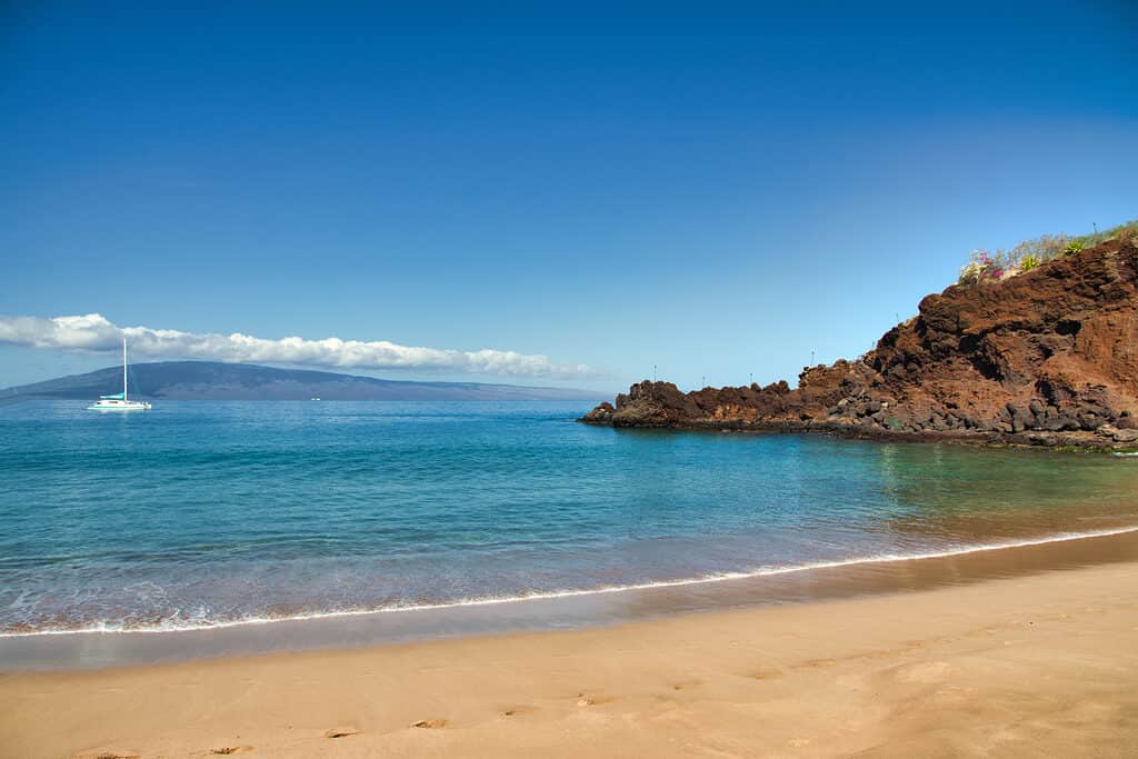 The 10 Best Hawaii Beaches for a Romantic Couple Getaway