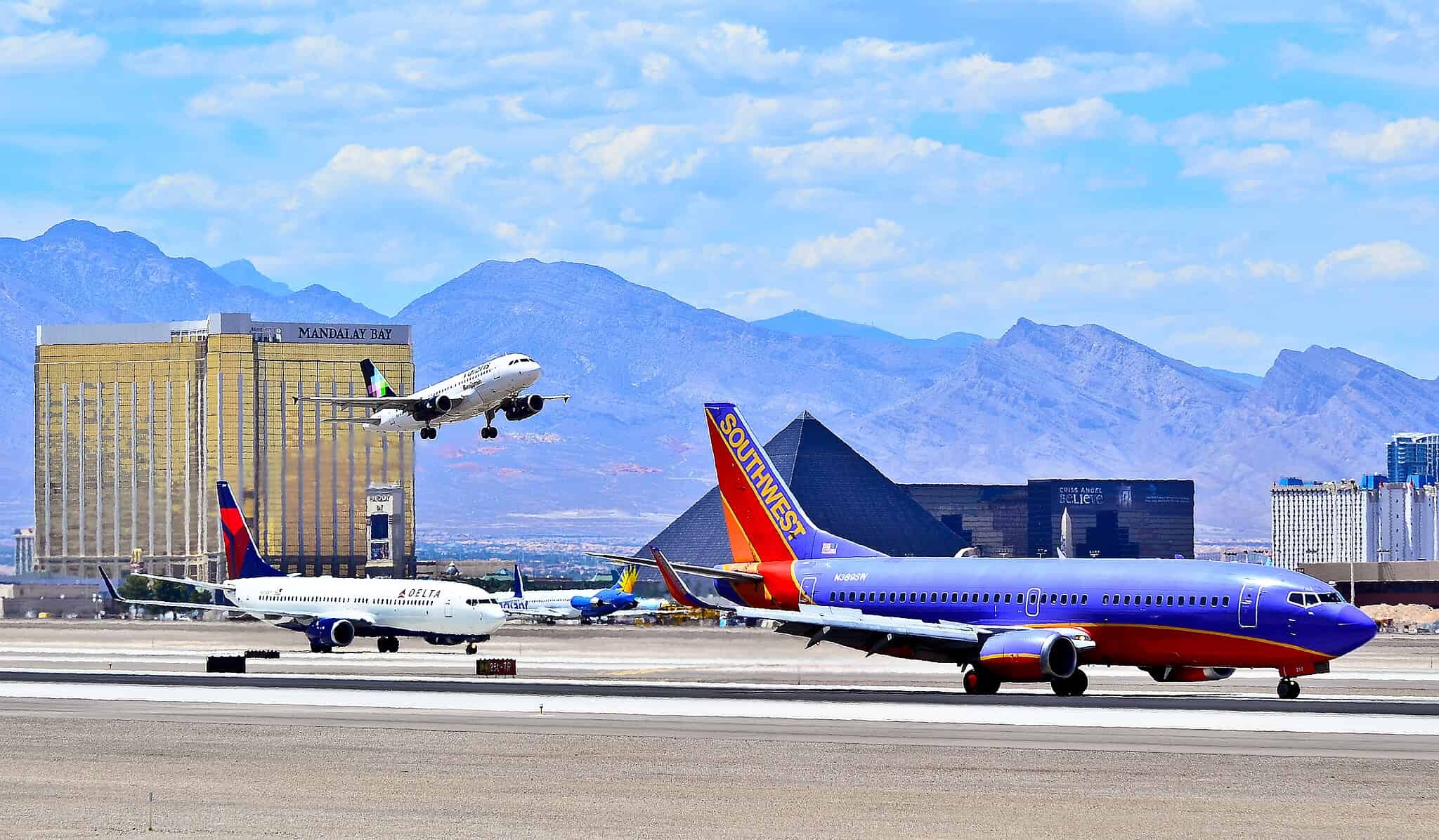 10 Most Insanely Busy Airports During Thanksgiving - A-Z Animals