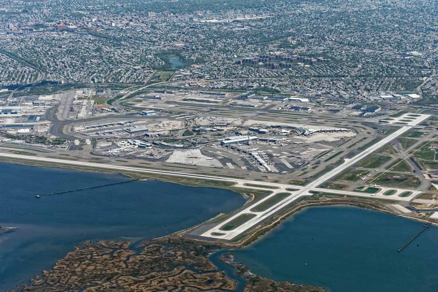 10 Most Insanely Busy Airports During Thanksgiving - A-Z Animals