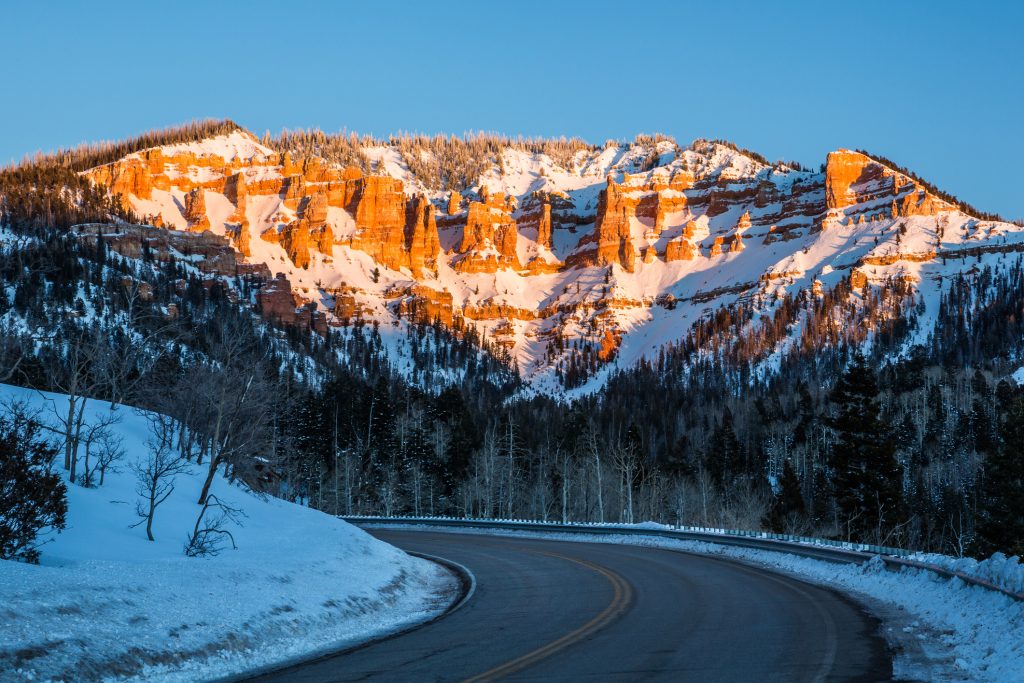 Discover 6 Fairytale Ski Towns in Oregon