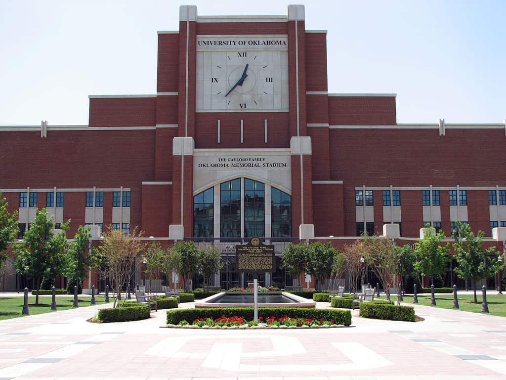 The Top 5 Largest Stadiums in Oklahoma