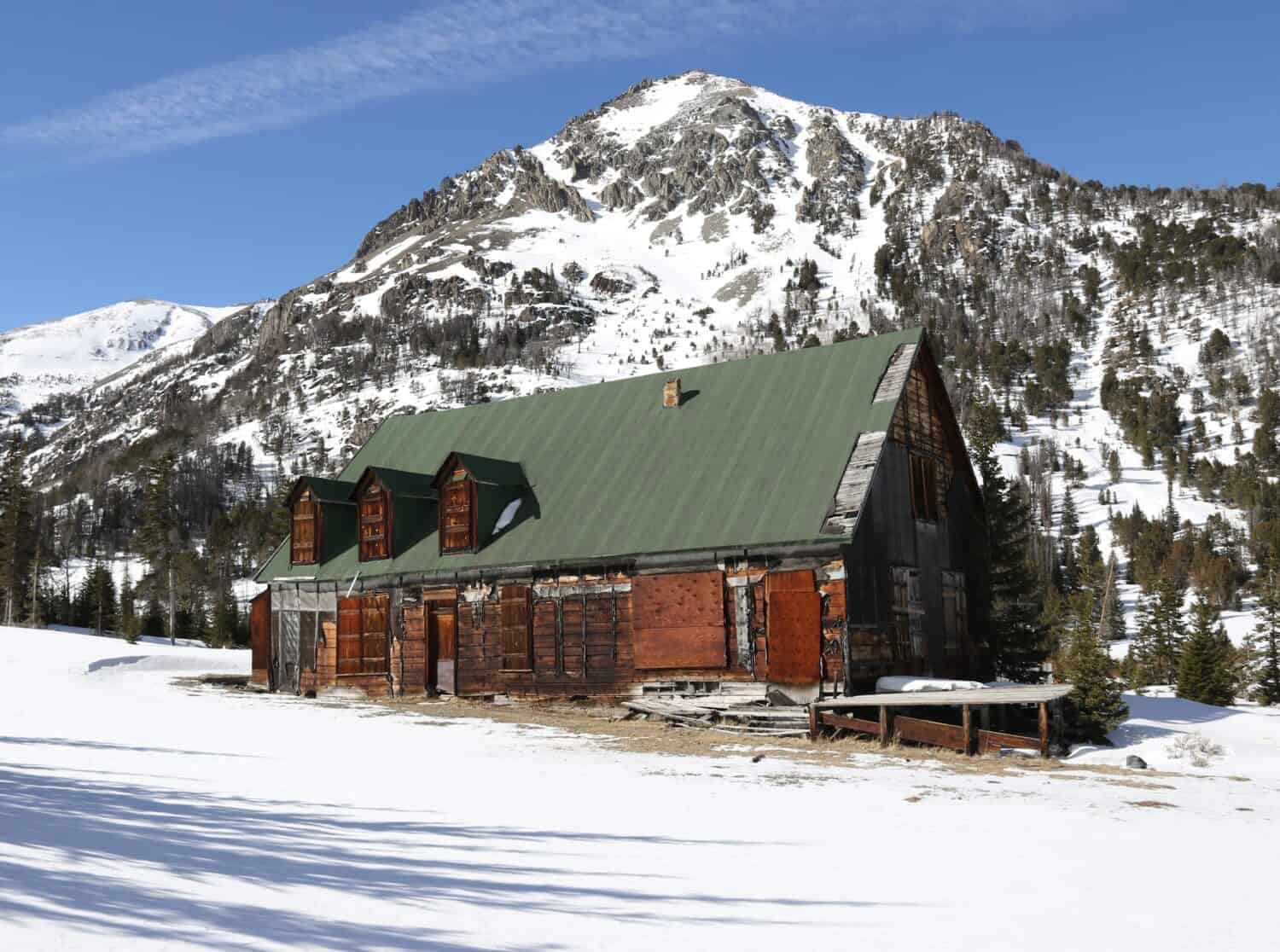 These Are the 10 States That Get the Most January Snow