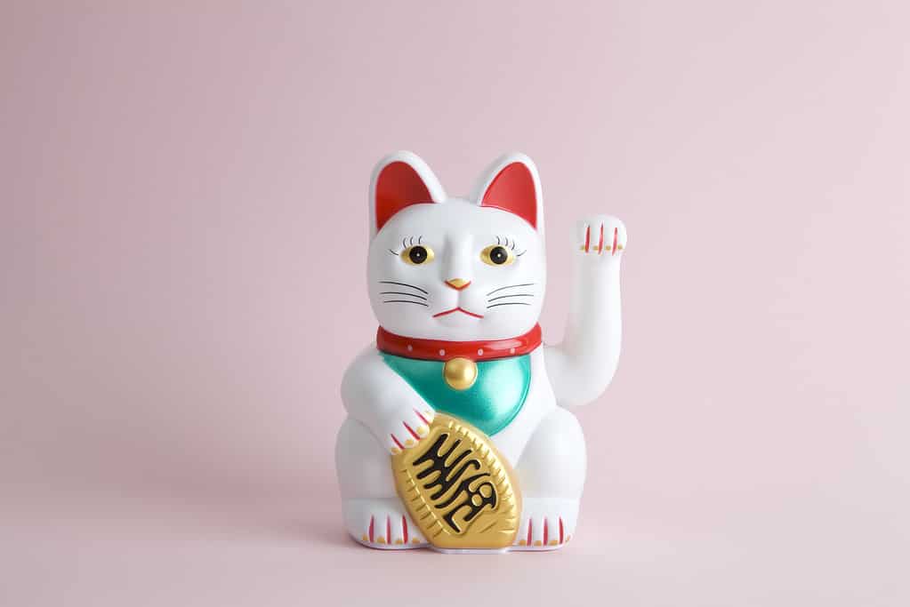 Maneki-Neko, the Lucky Cats of Japan: Meaning and Origin