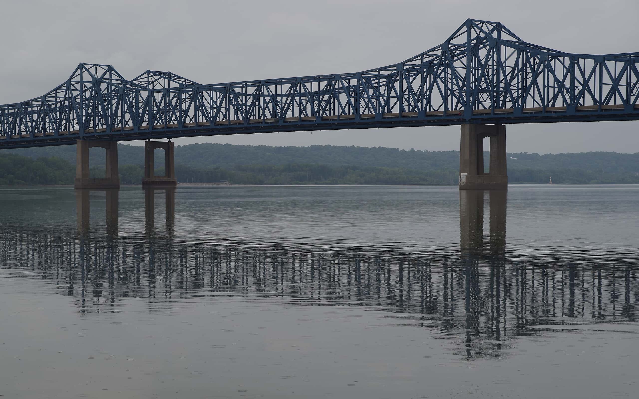 Discover the 15 Longest Bridges in Illinois