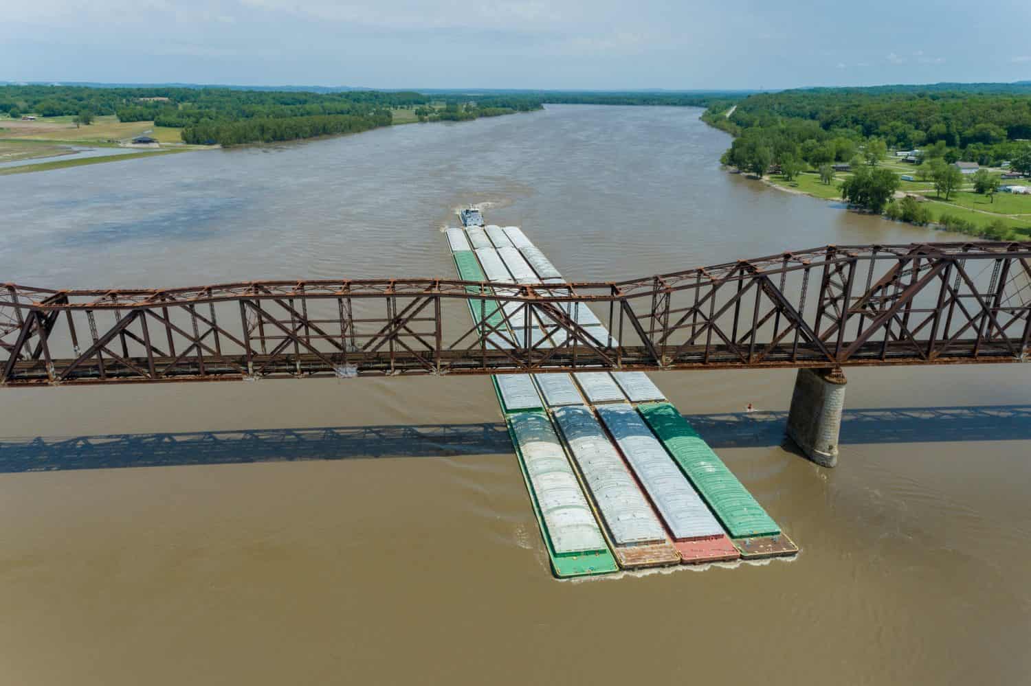 Discover the 15 Longest Bridges in Illinois