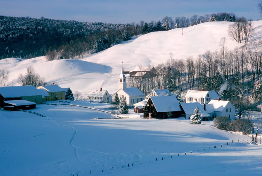 Where is Vermont? See its Map Location and Surrounding States