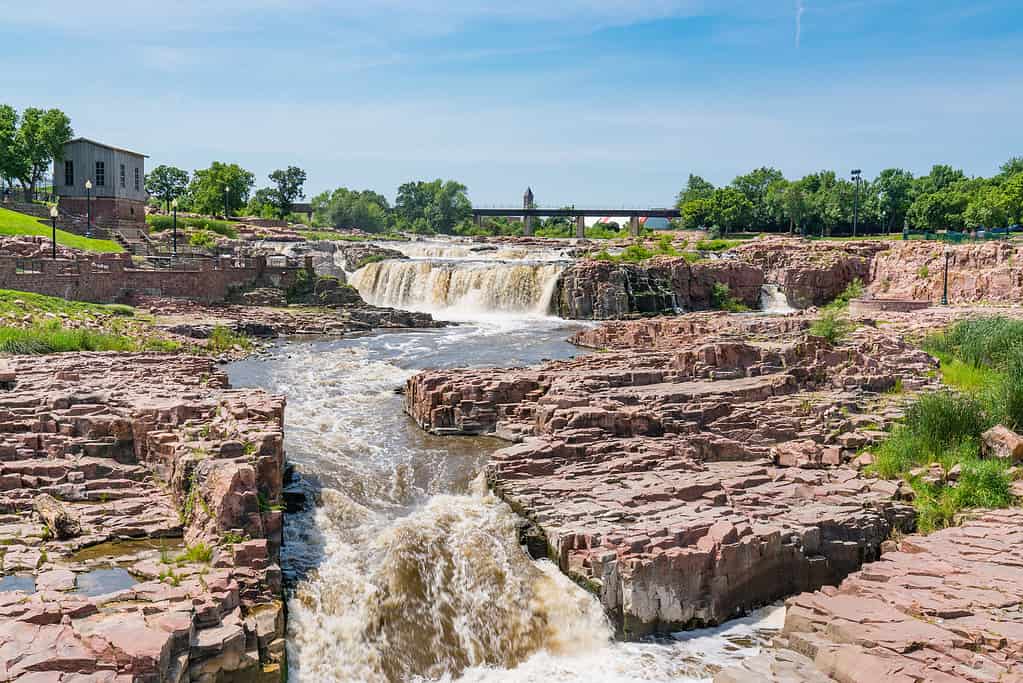 16 Must-Visit Small Towns in South Dakota