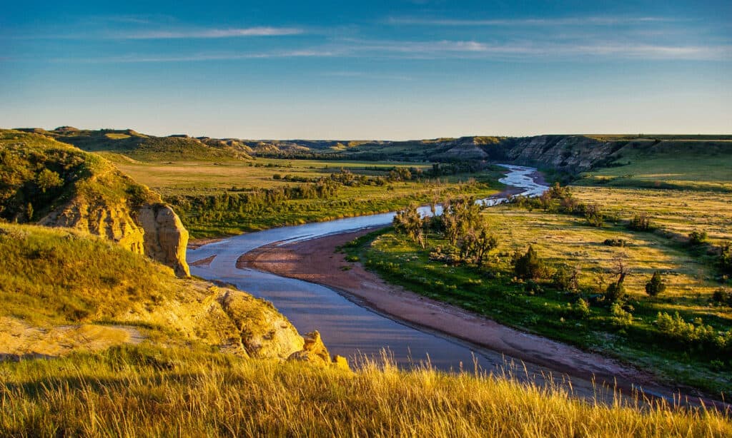 How Tall Is North Dakota? Total Distance North to South