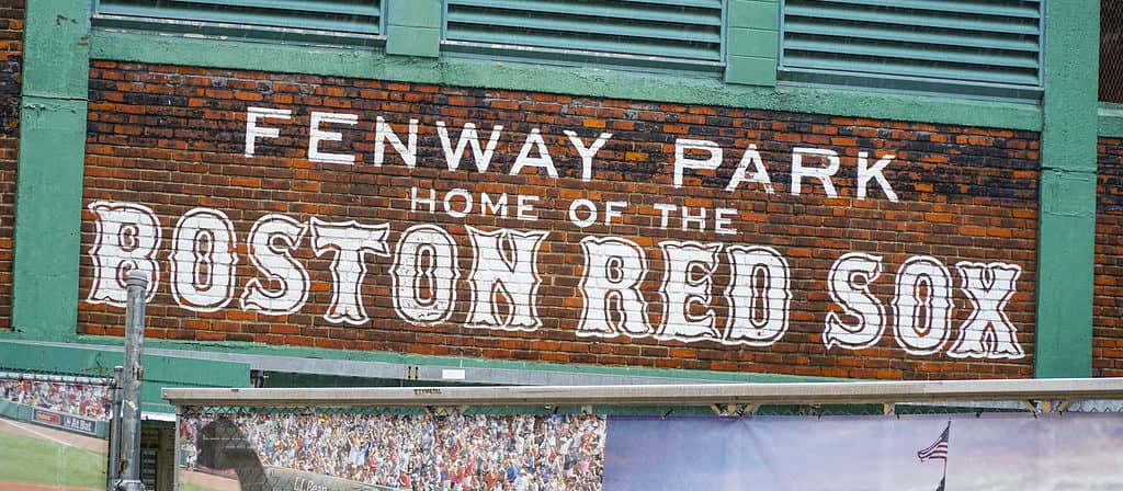 The Top 6 Biggest Stadiums in Massachusetts