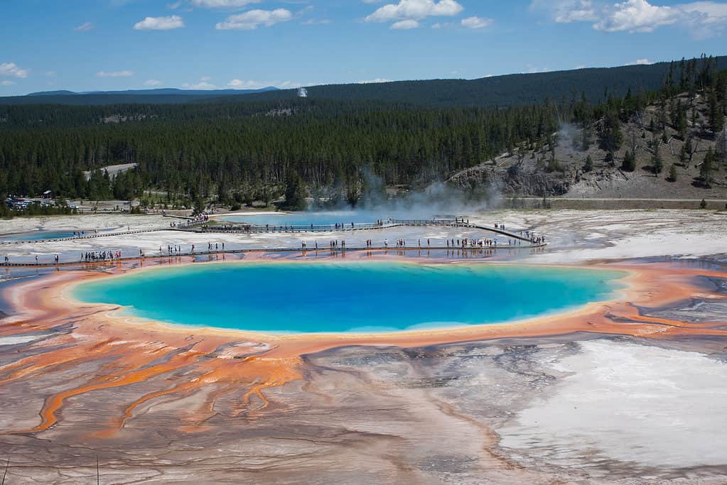 10 Incredible Facts About Yellowstone National Park