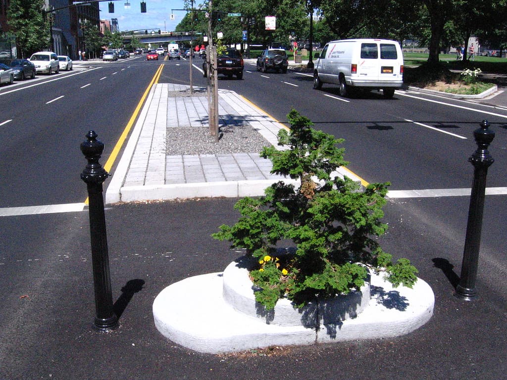 The Smallest Park in the World Is Hilariously Tiny