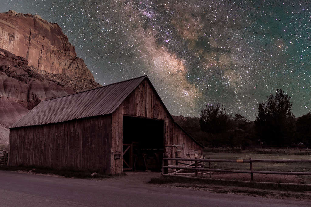 The 12 Darkest Places in the United States Perfect For Stargazing