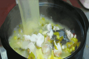 喝汤的英文为什么不是“drink soup”？
