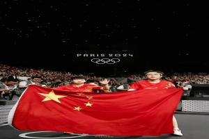【Wallpaper】 Olympic Wang Chuxia & Sun Yingsha wallpaper