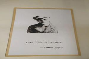 曠世名言「Love loves to love love」,這個中文飜譯超驚艷!