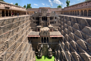 A history of 1200 years old palace, 3500 steps, exploring the moon well in Rajasthan